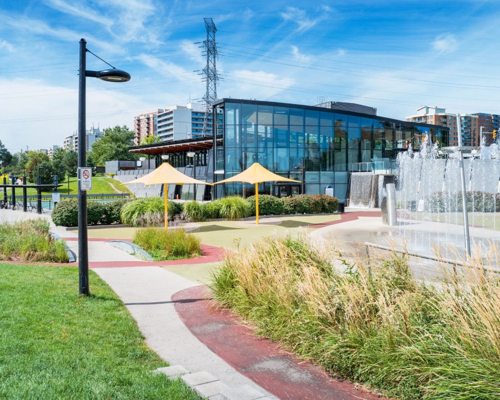 View of Spencer Smith Park in Burlington, Ontario, showcasing the waterfront and open green spaces.